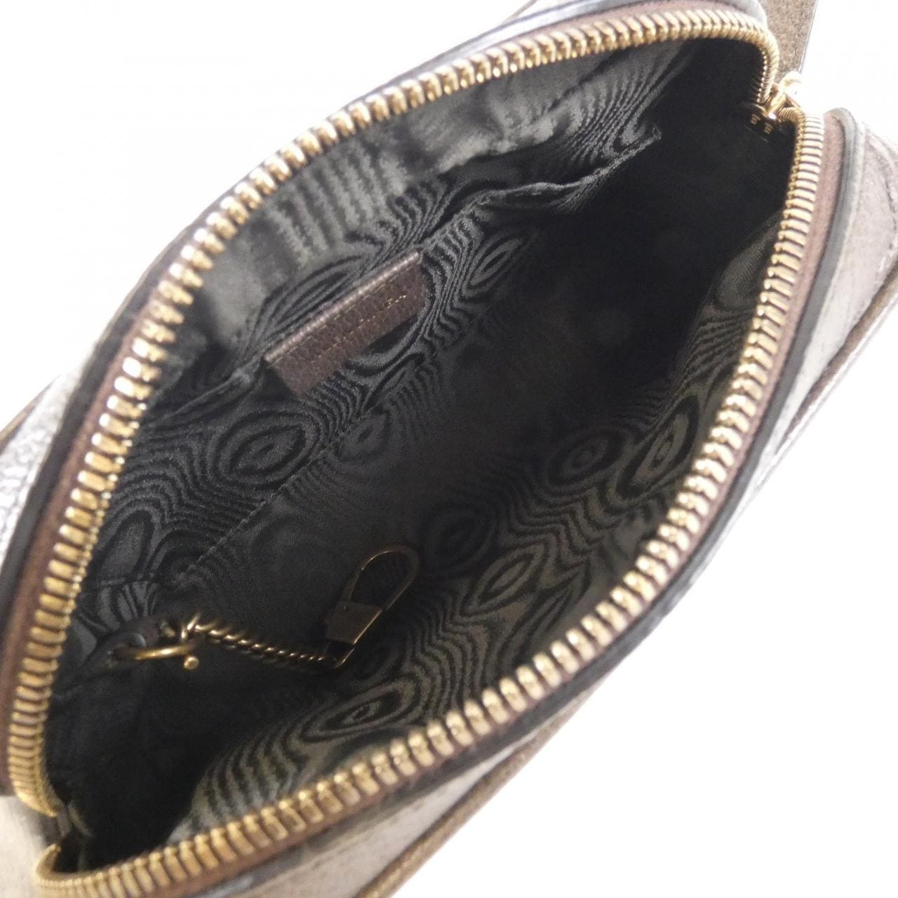 BALENCIAGA Hacker 相机包 680128 2103U 单肩包