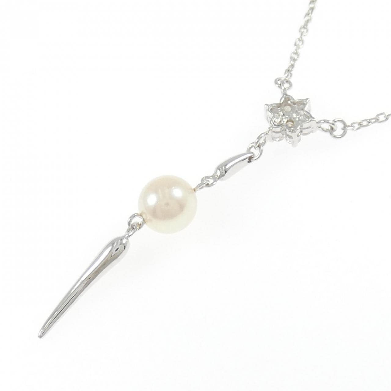 K18WG フラワー アコヤパール ネックレス 8.5mm