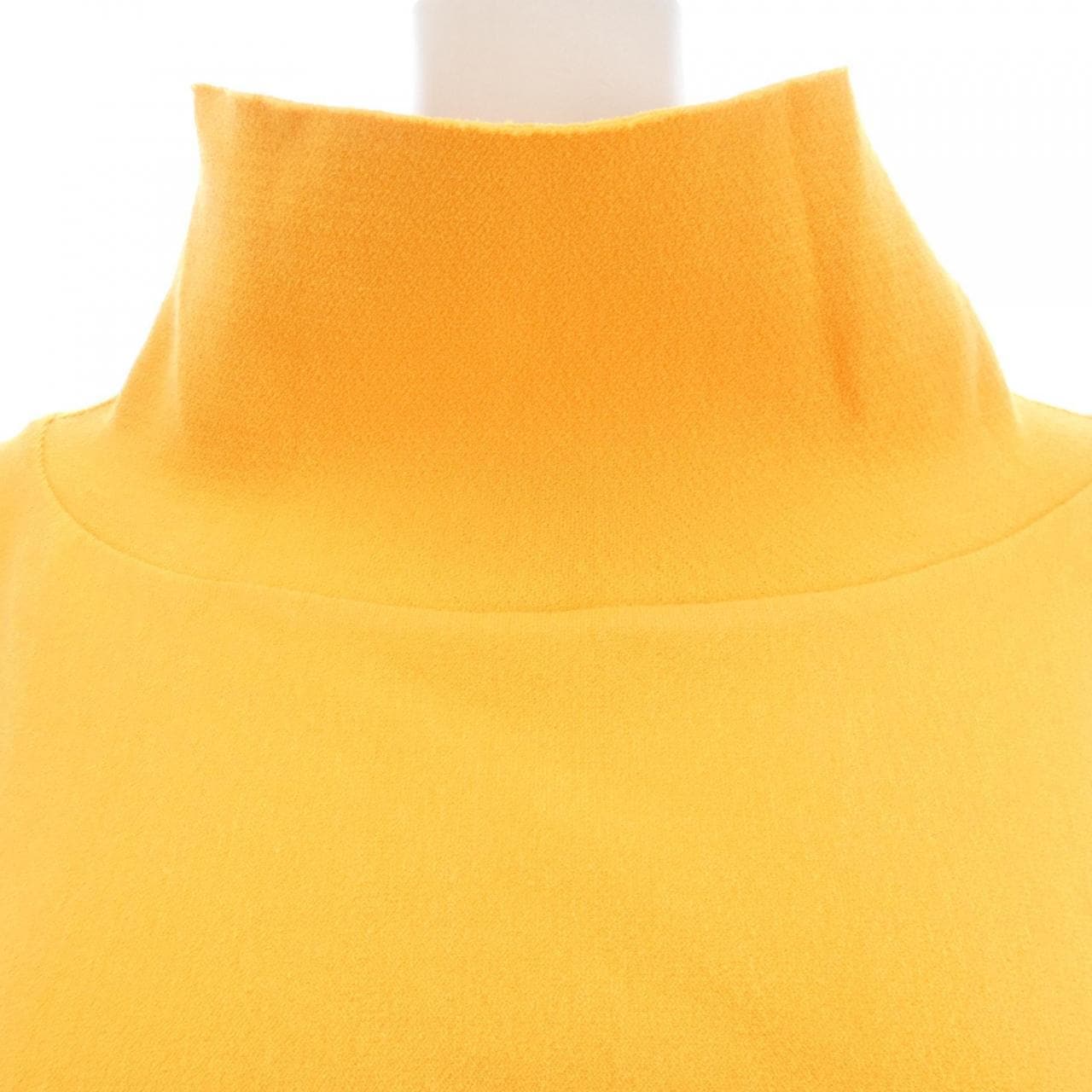 イッセイミヤケ ISSEY MIYAKE IM12KG813 トップス