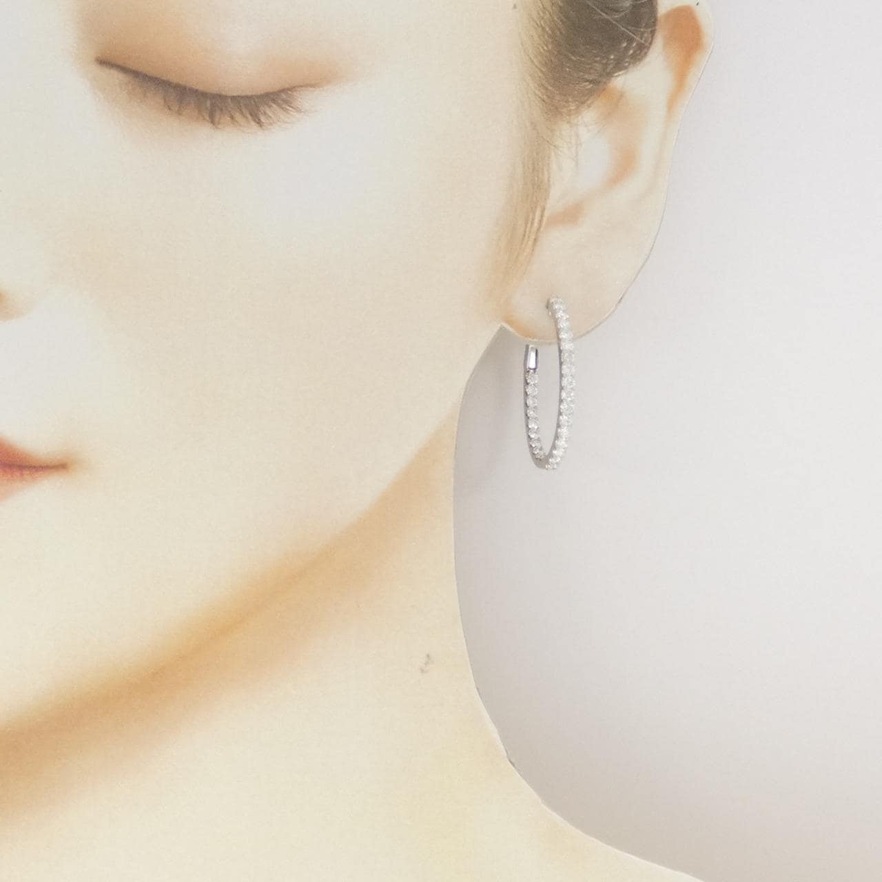 PT900 ダイヤモンド ピアス 0.802CT 片耳