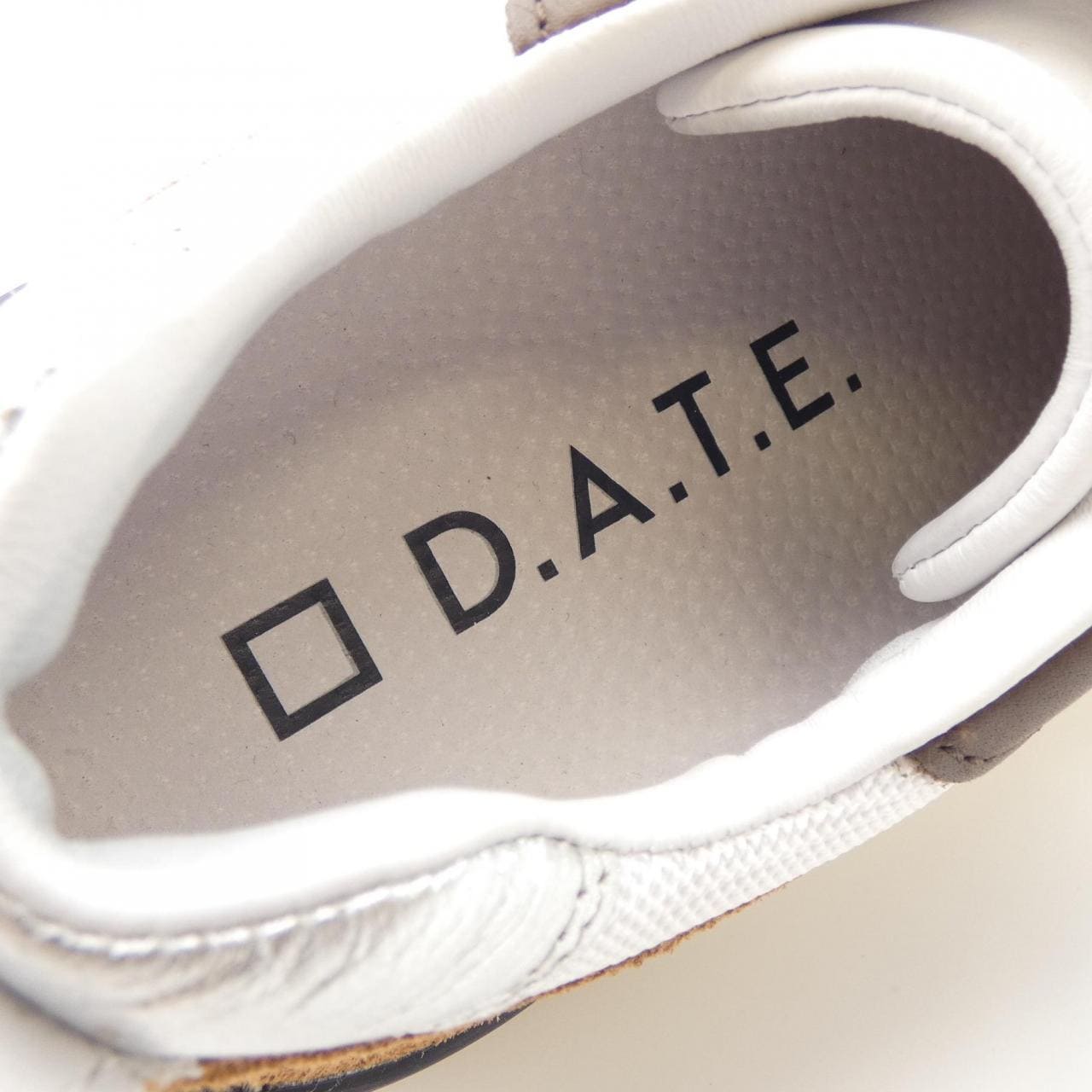 デイト D.A.T.E. スニーカー