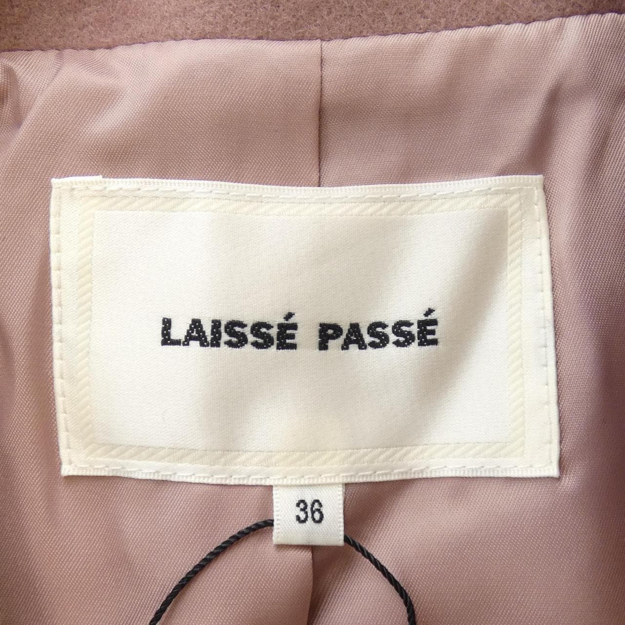 レッセパッセ LAISSE PASSE コート