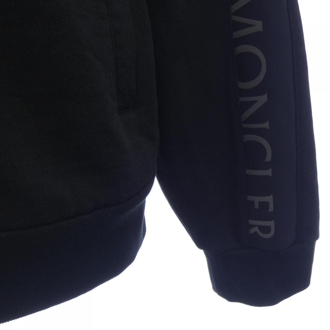 モンクレール MONCLER ブルゾン