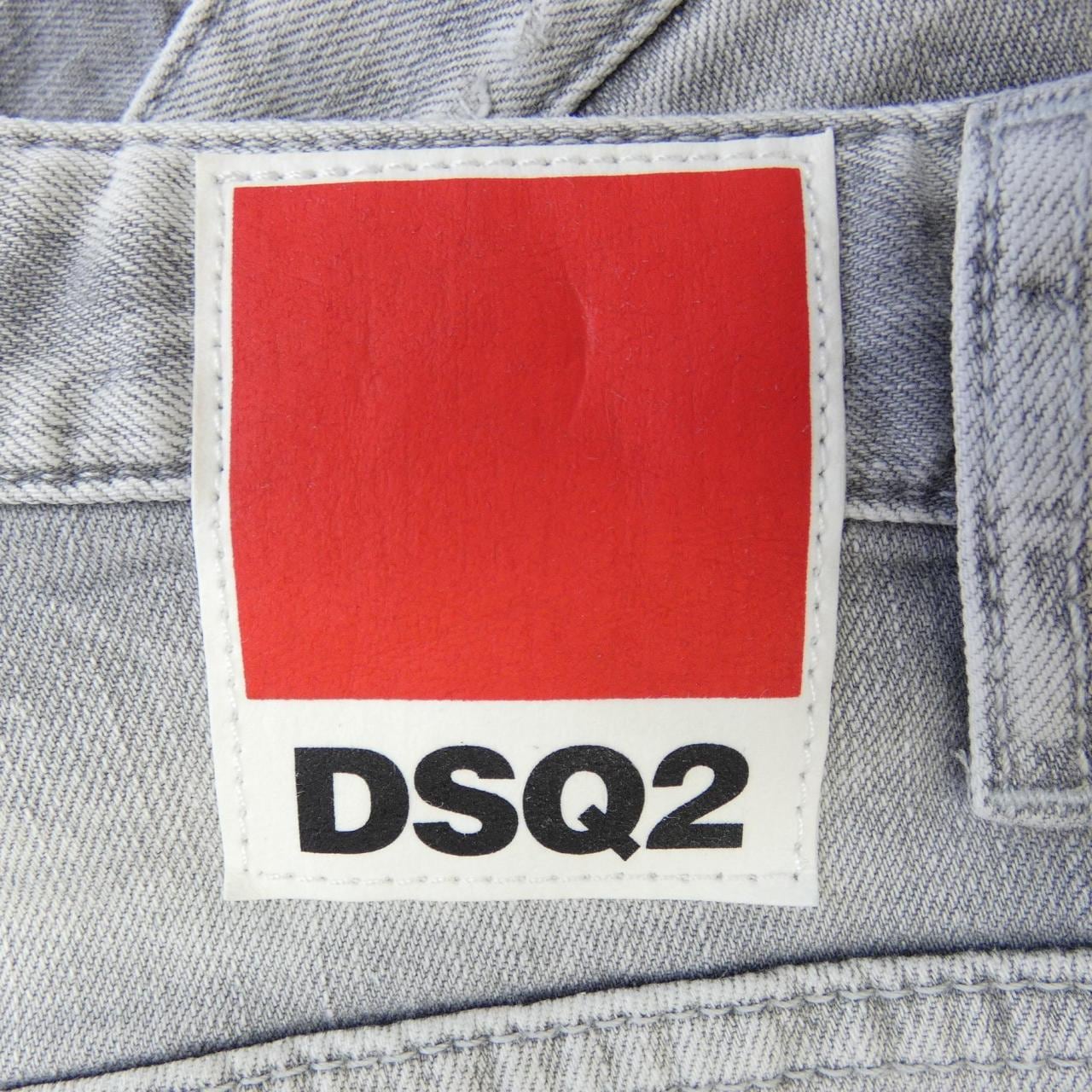 ディースクエアード DSQUARED2 S74LB1656 ジーンズ