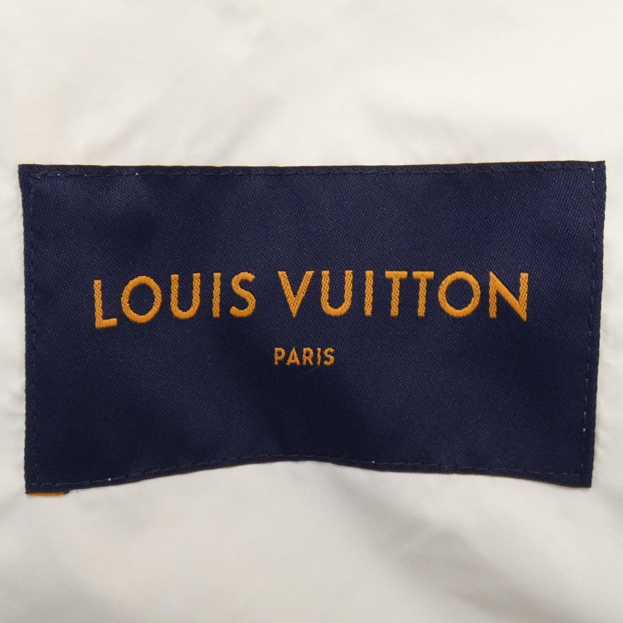 LOUIS VUITTON路易威登大衣