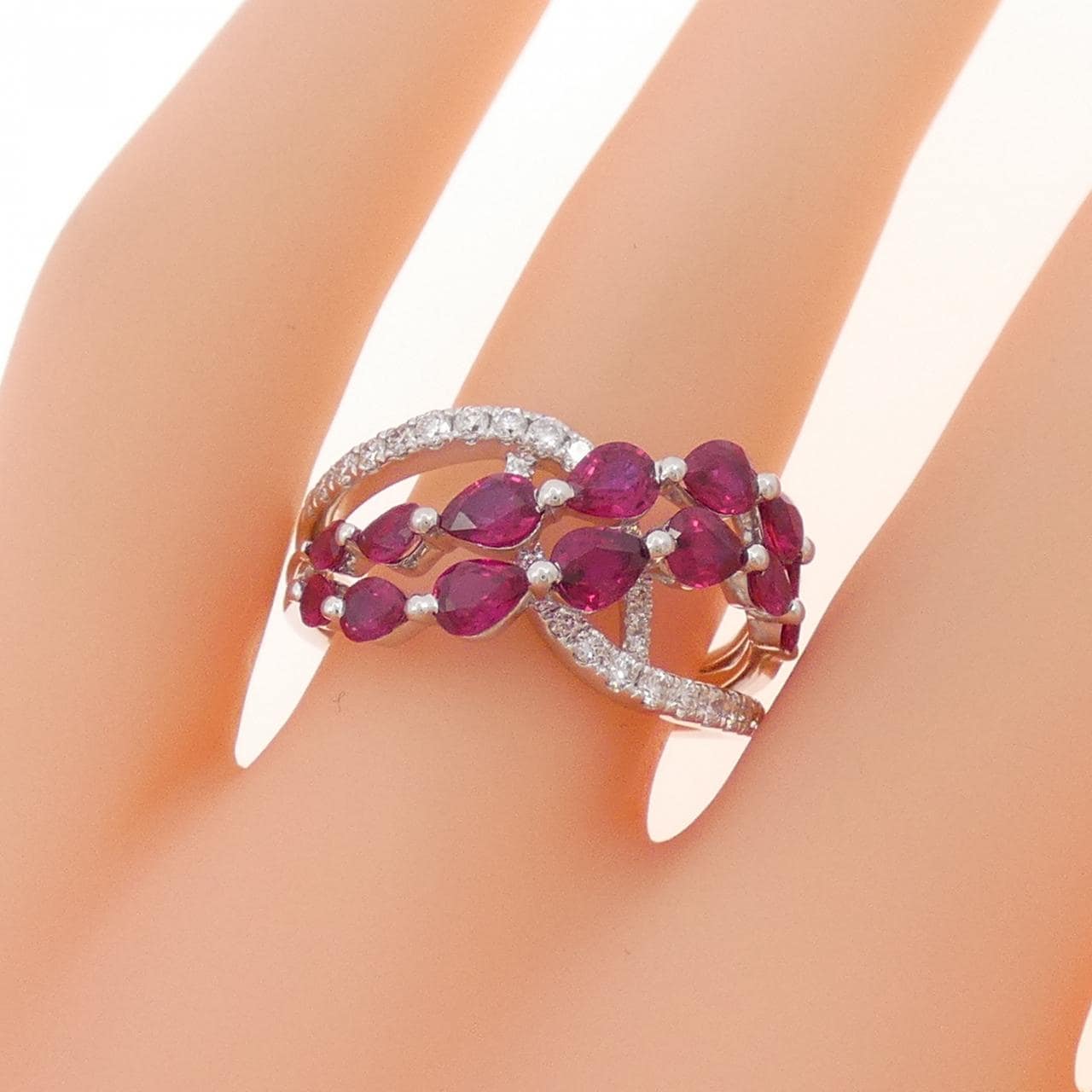 750WG ルビー リング 1.59CT