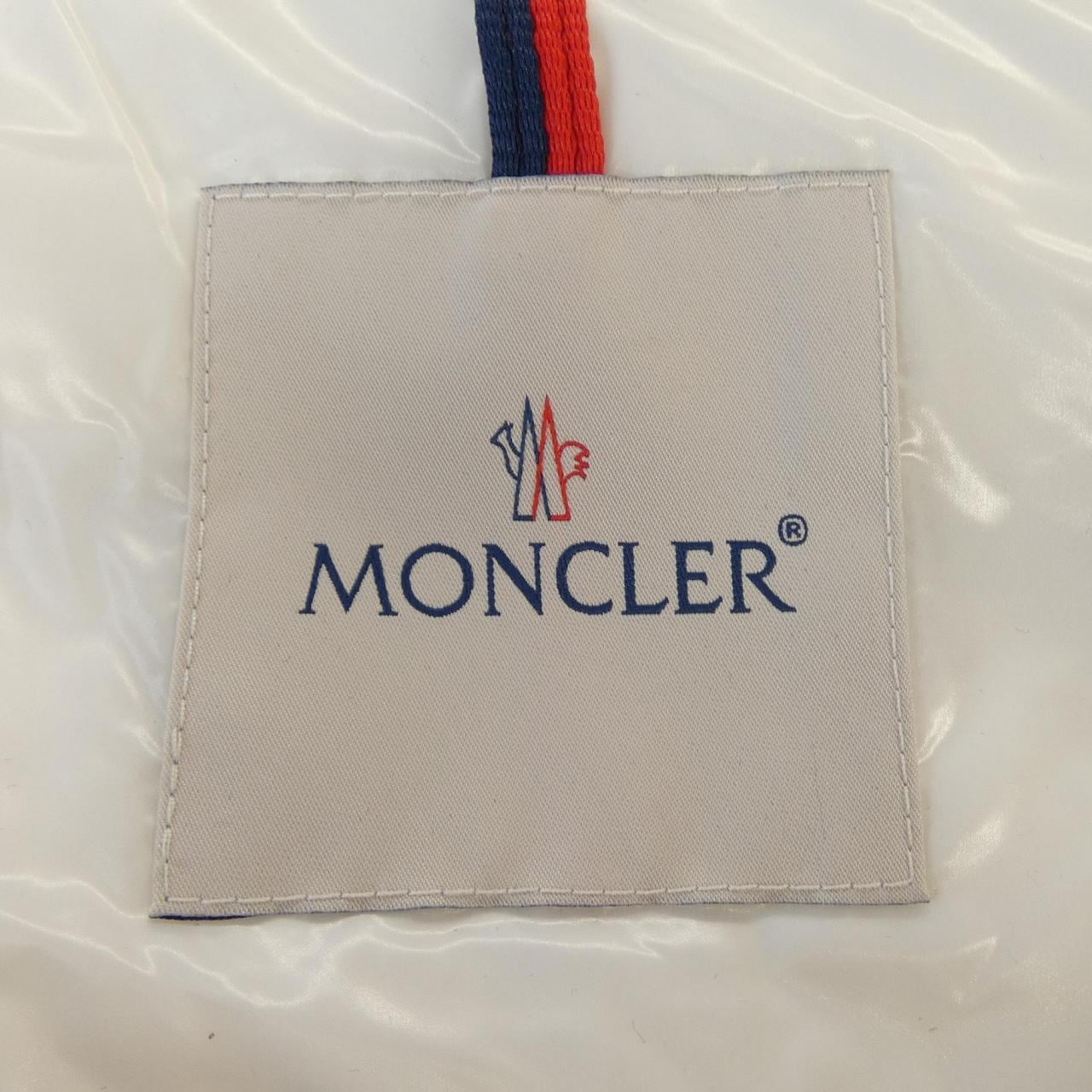 モンクレール MONCLER CELEPINE ダウンジャケット