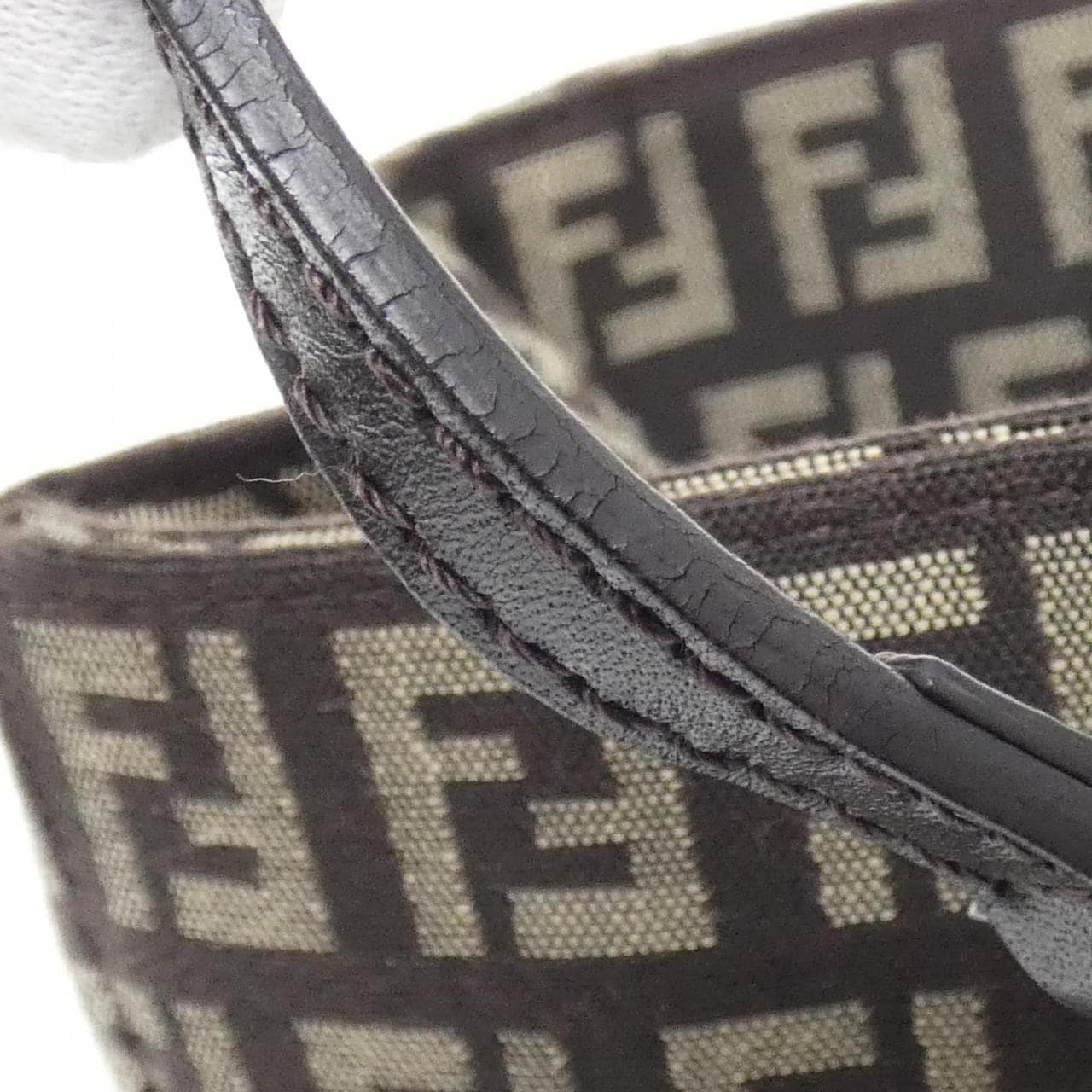 フェンディ 8BH072 JQ4 バッグ
