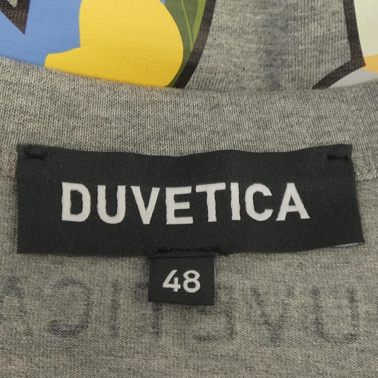 デュベティカ DUVETICA VXRT43131 Tシャツ