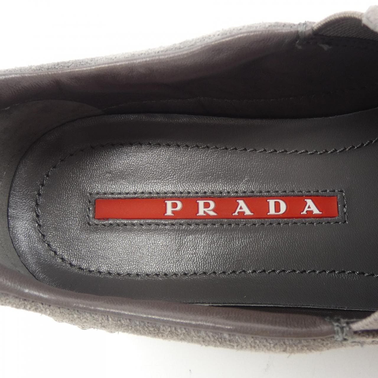 プラダ PRADA スニーカー