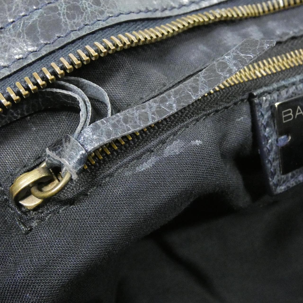 バレンシアガ ザ シティ 115748 D94JT バッグ