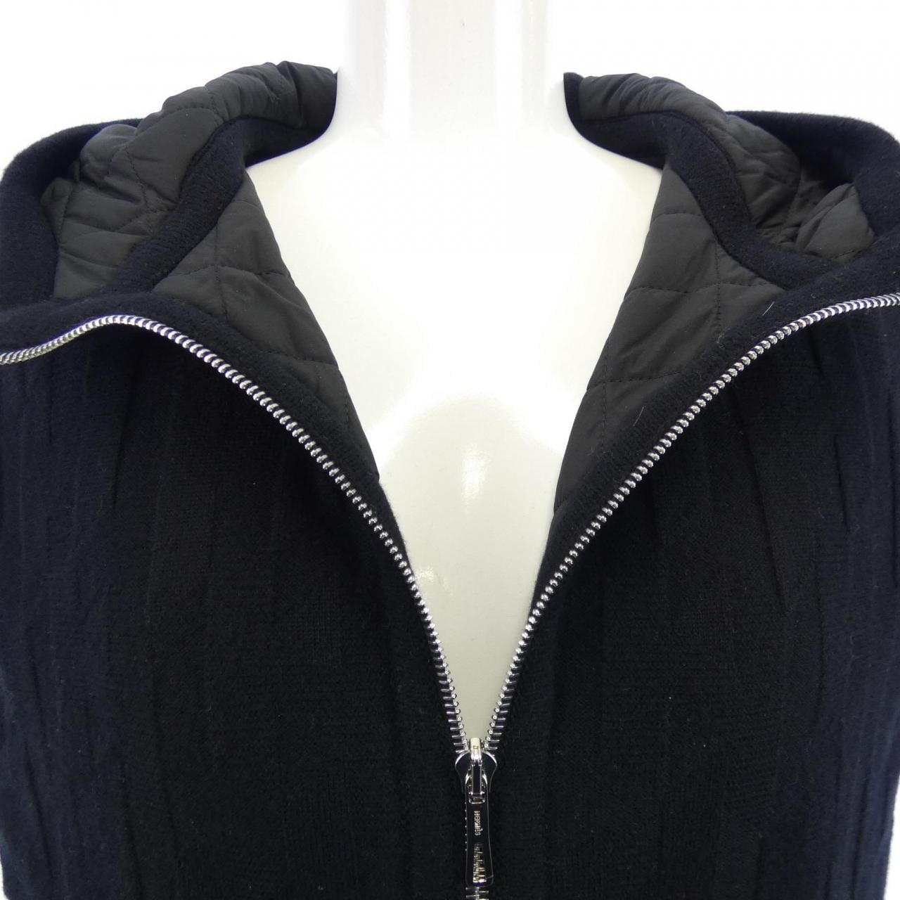 エルメス HERMES Hモチーフ キルティング ジレ 5E2222D3 ベスト