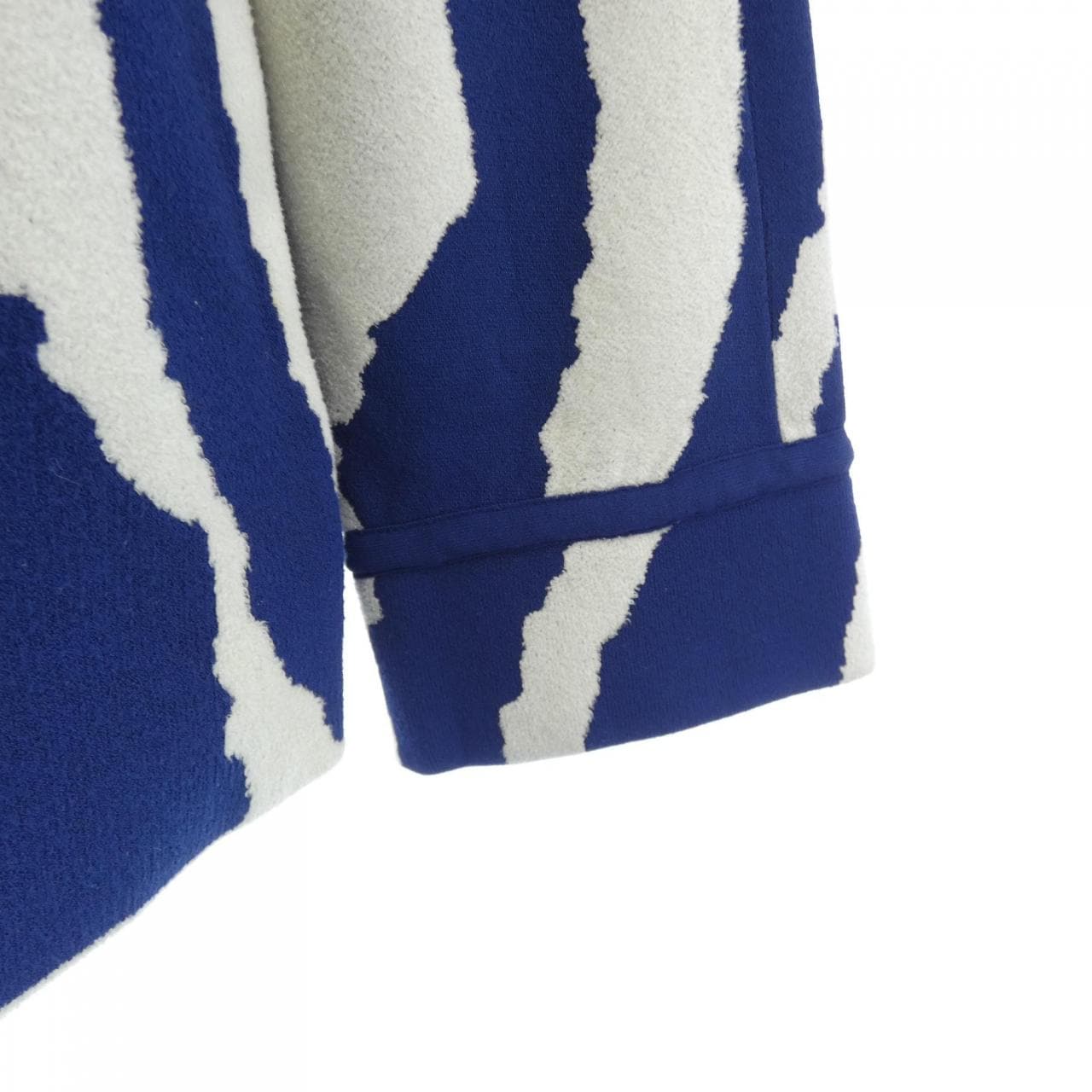 フェンディ FENDI FZ9040 MOZ トップス