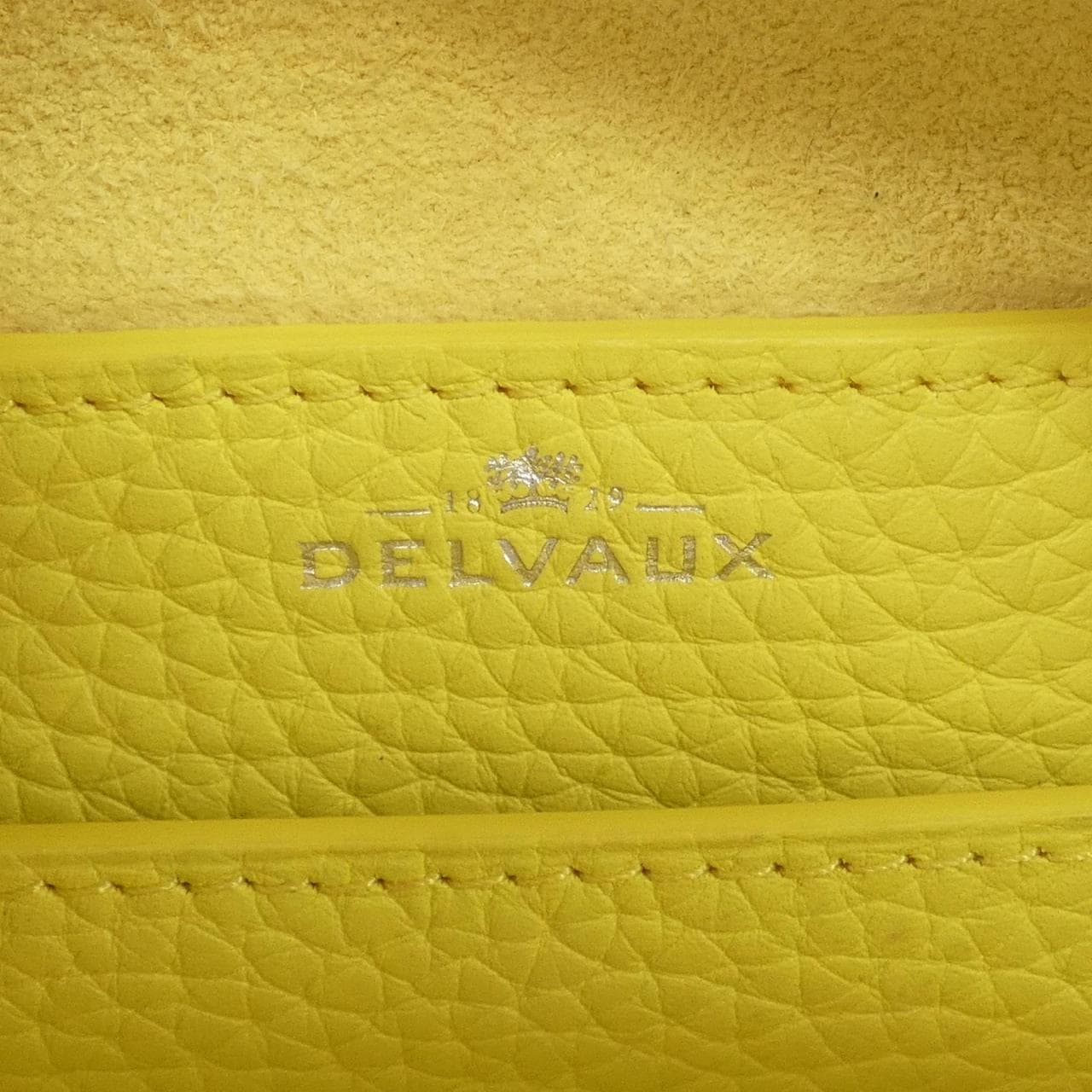デルボー DELVAUX COOL BOX BAG