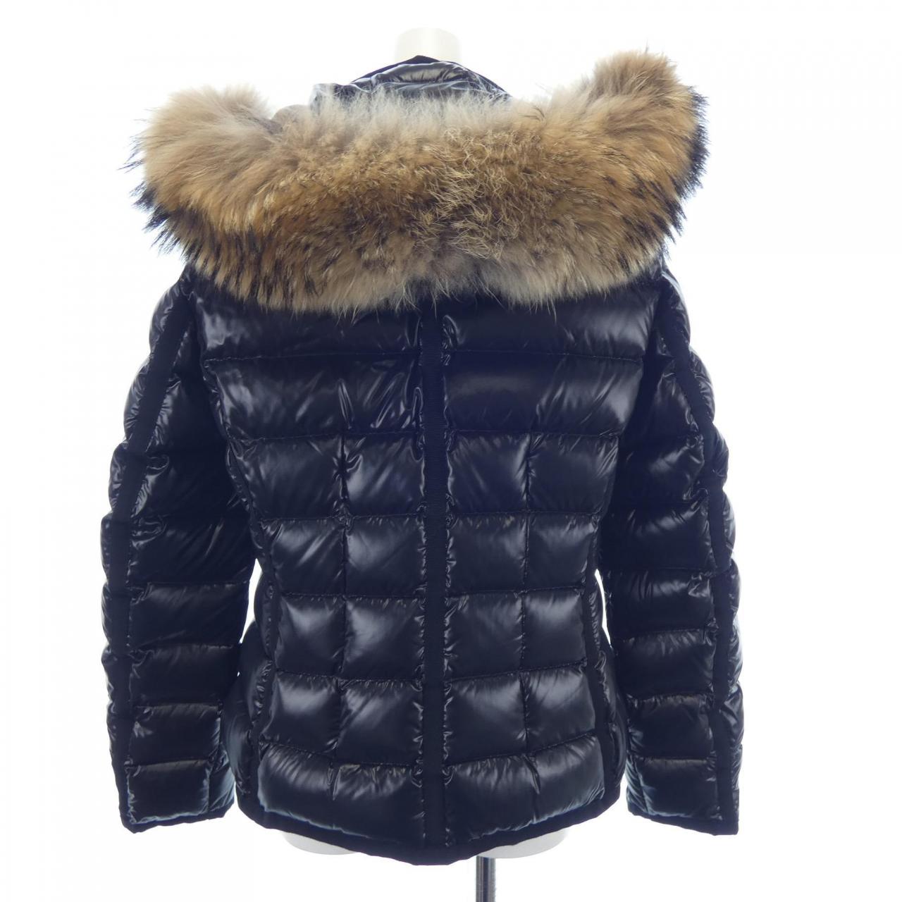 モンクレール MONCLER ダウンジャケット