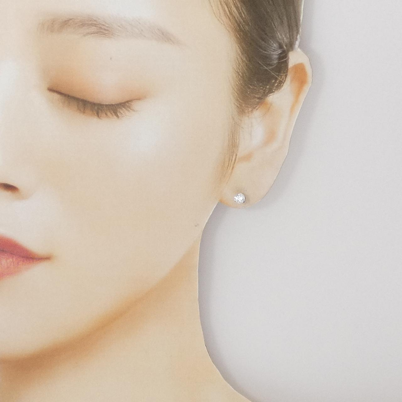 PT900 ソリティア ダイヤモンド ピアス 0.617CT