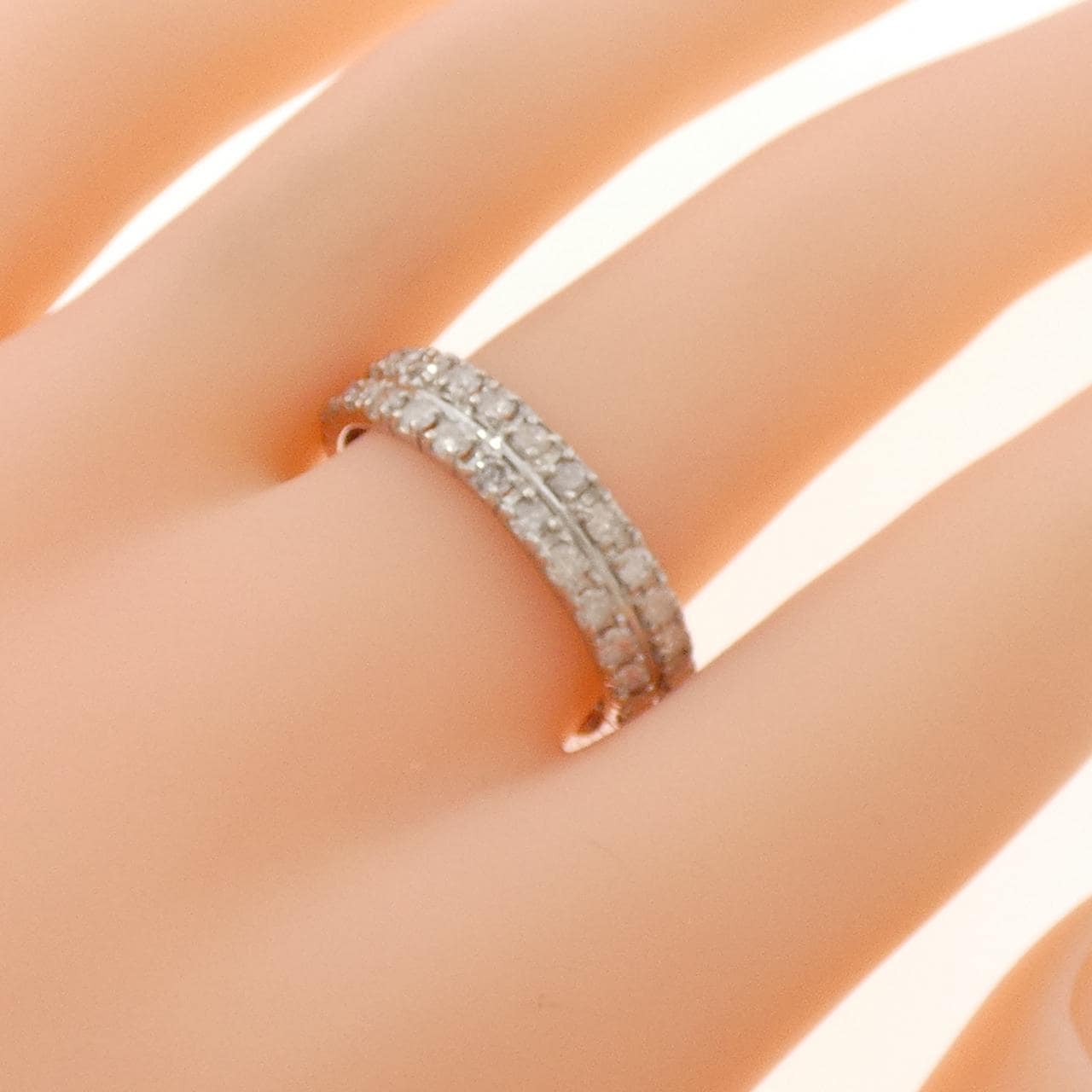 PT900 フルエタニティ ダイヤモンド リング 1.50CT