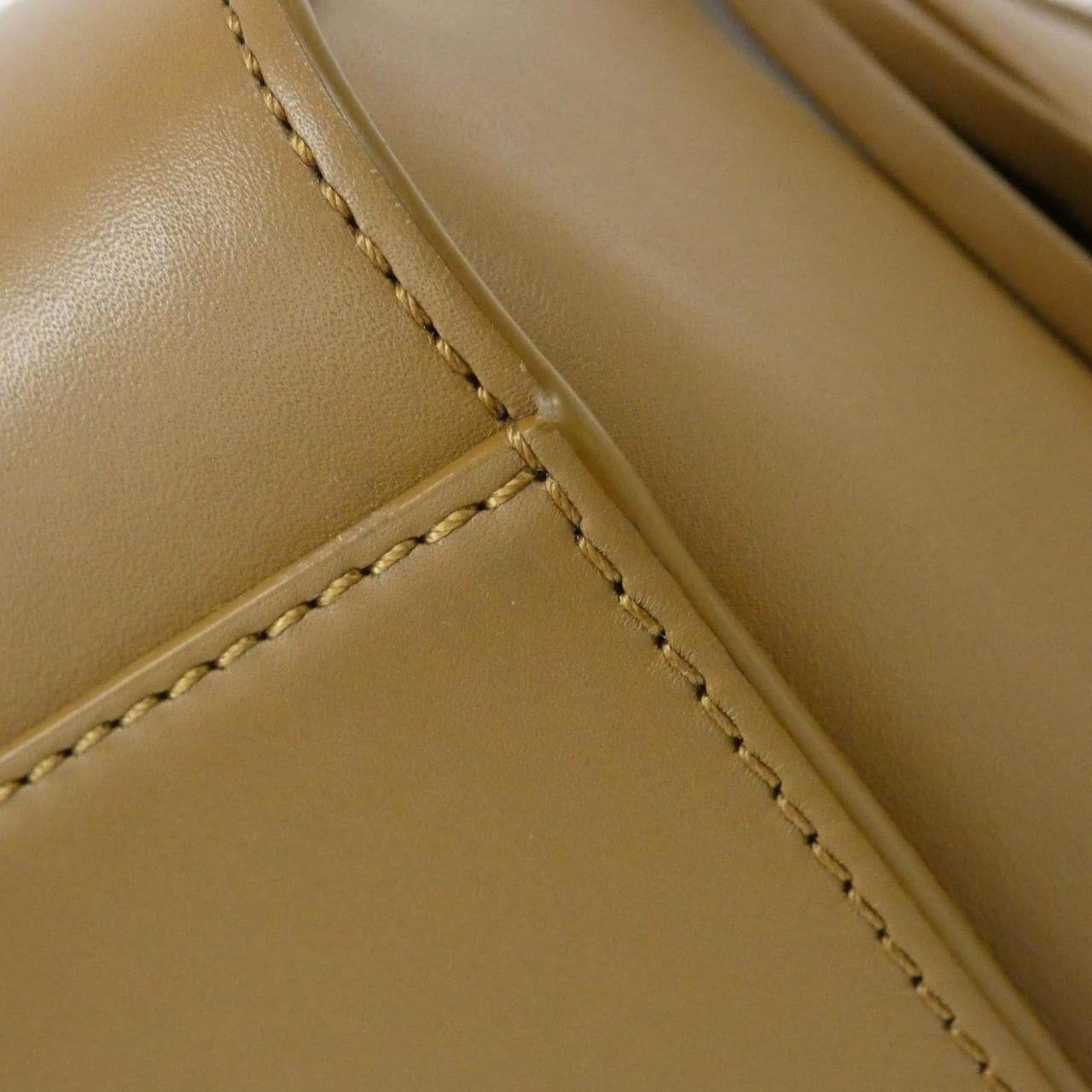 ロエベ ハンモック コンパクト A538H13X14 ショルダーバッグ