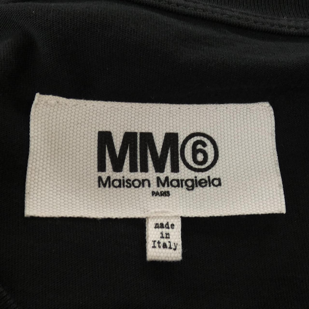 エムエムシックス MM6 S52GC0169 Tシャツ