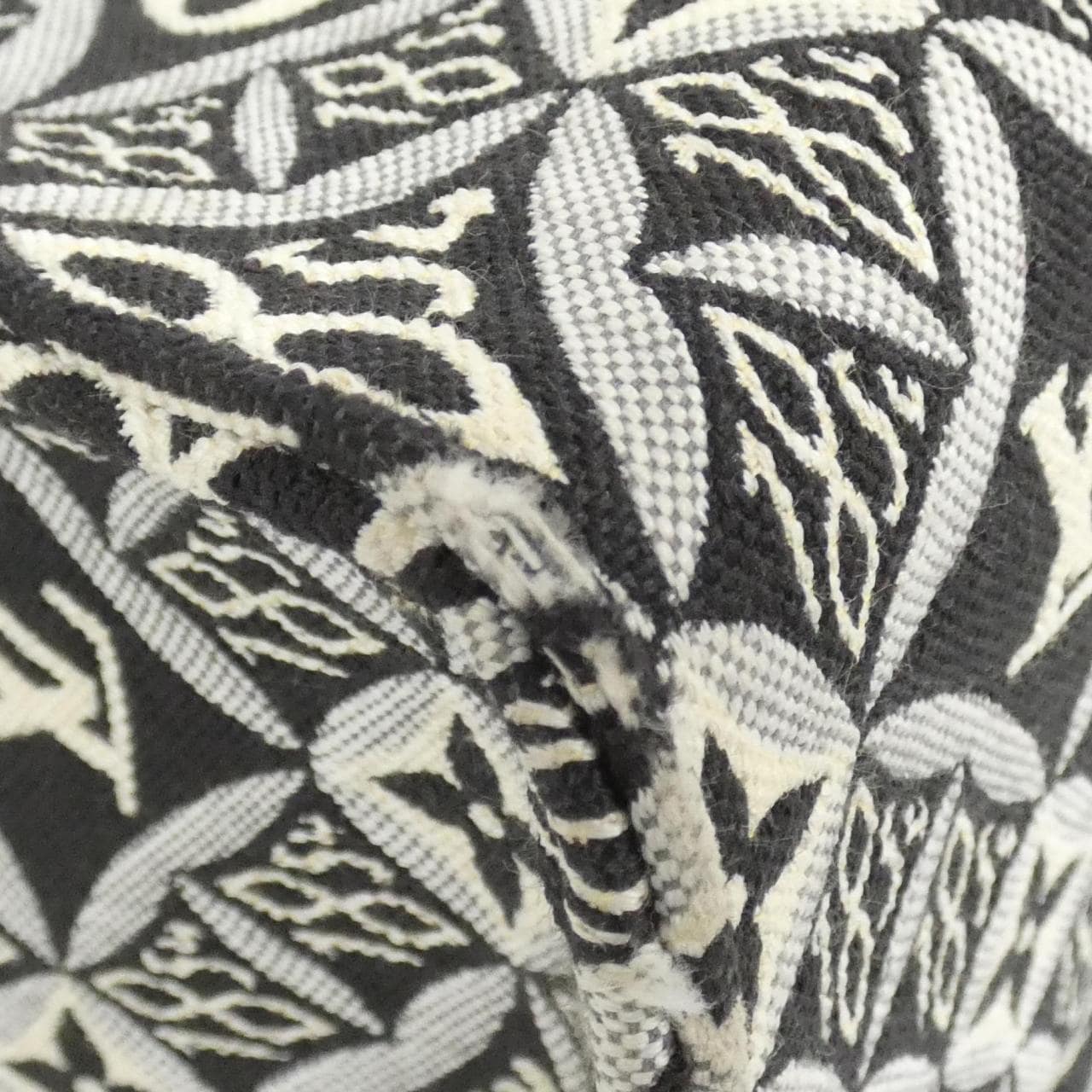 ルイヴィトン SINCE1854 オンザゴー GM M57207 バッグ