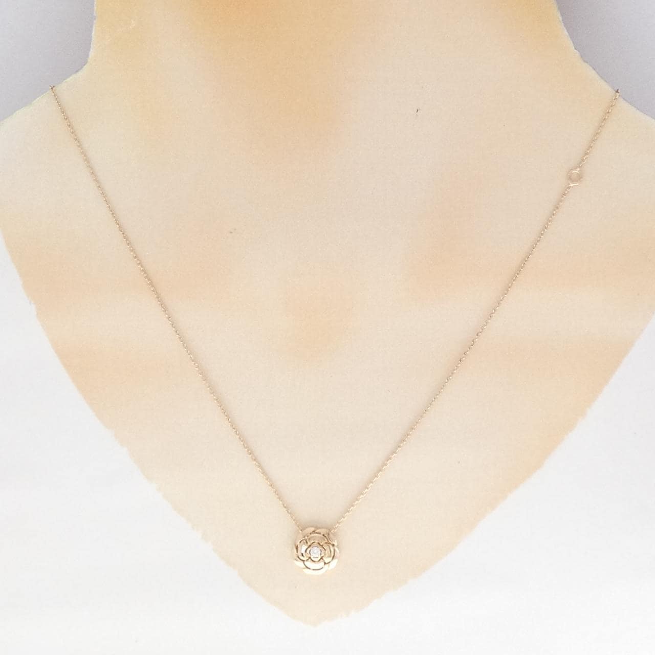 シャネル カメリア ネックレス