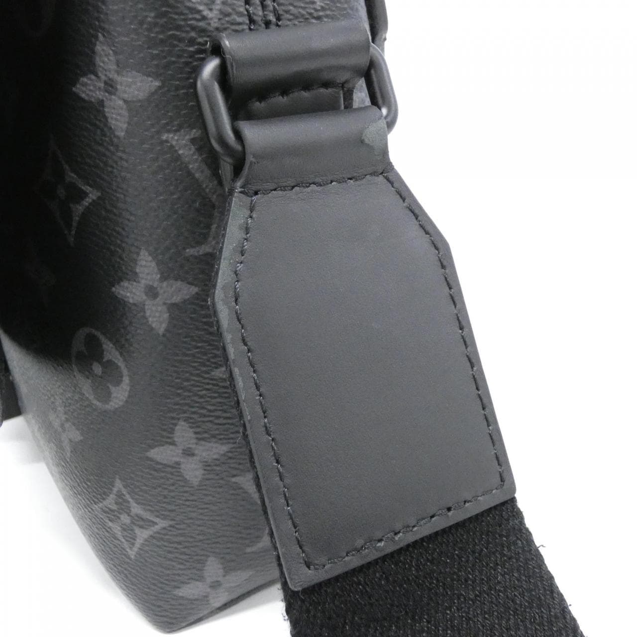 LOUIS VUITTON Monogram Eclipse S 斗篷郵差包 M46794 單肩包