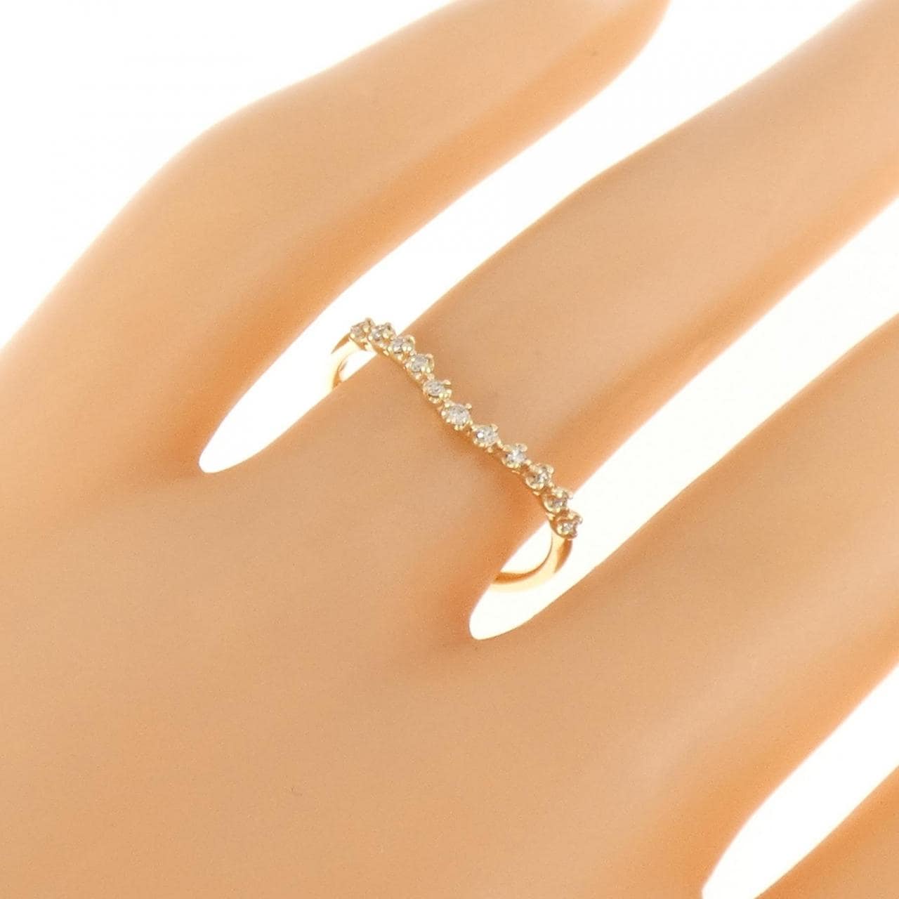 Collet Diamond Ring 0.07CT
