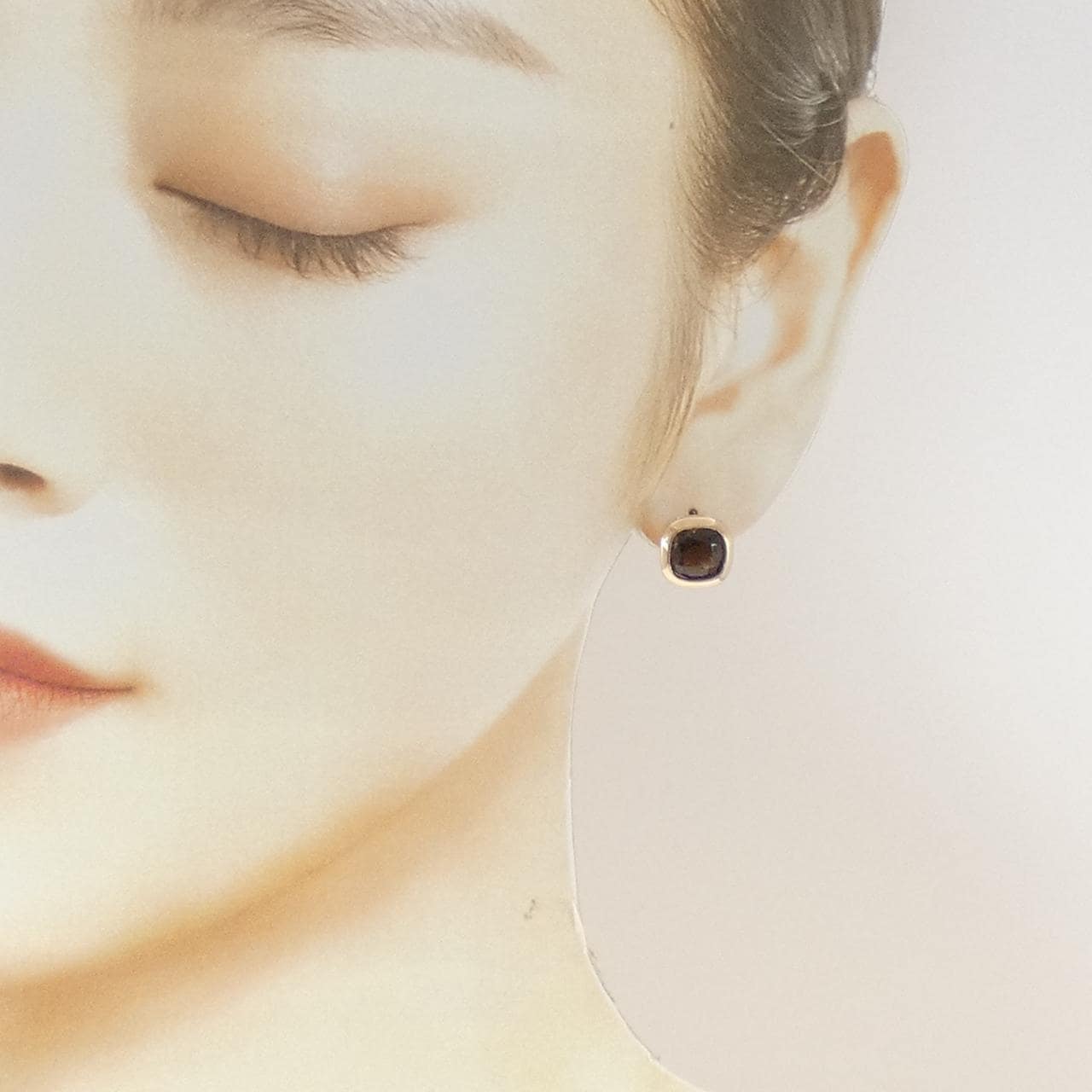 ヴァンドーム スモーキークォーツ ピアス