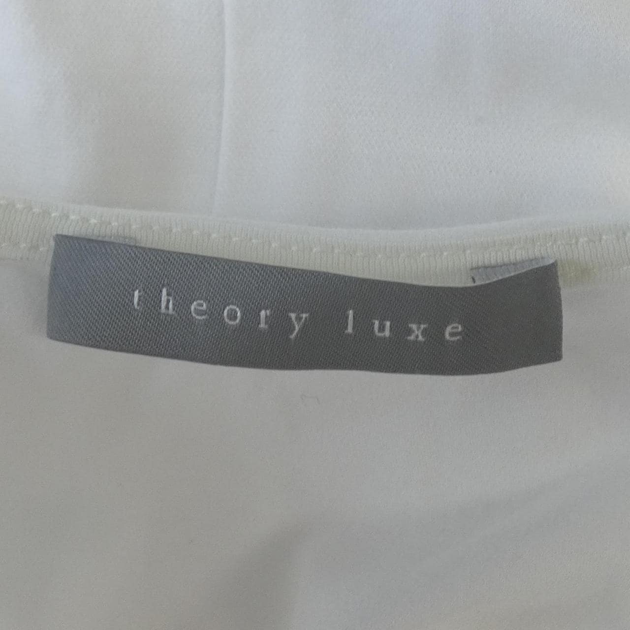 セオリーリュクス Theory luxe トップス