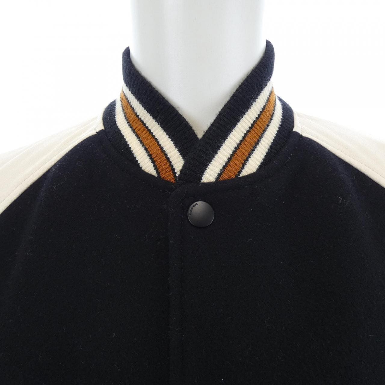 コーチ COACH スタジャン