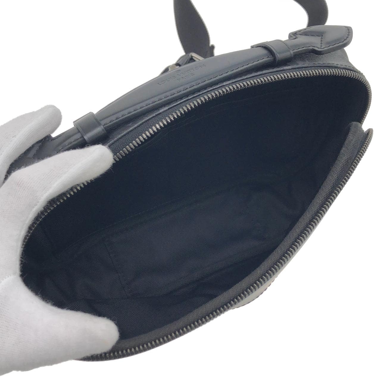 ルイヴィトン モノグラム エクリプス バムバッグ M42906 ショルダーバッグ