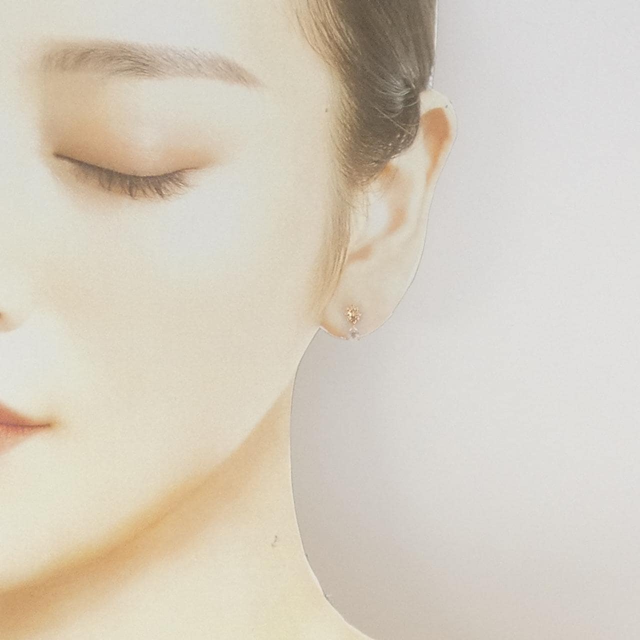 K10PG クオーツ ピアス