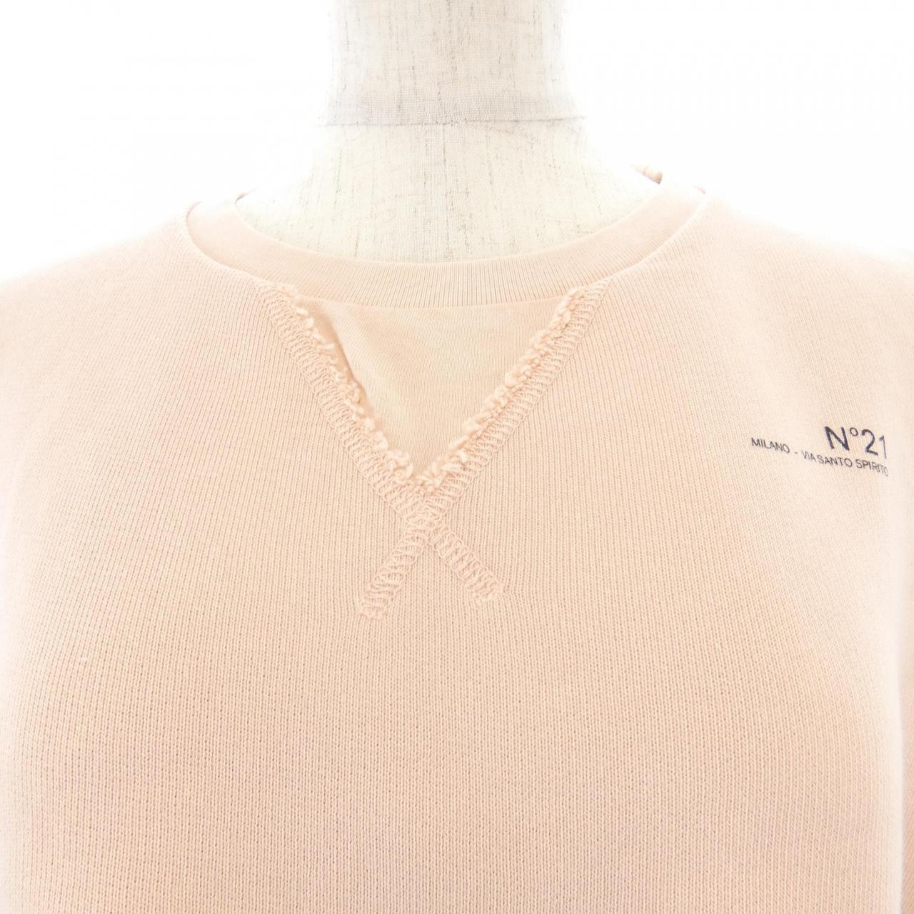 ヌメロヴェントゥーノ N°21 トップス