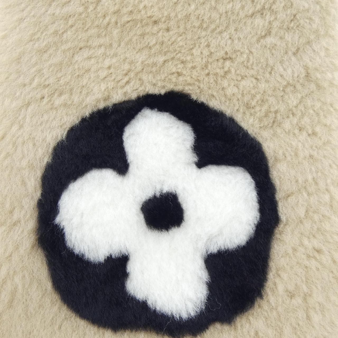 ルイヴィトン LOUIS VUITTON エシャルプ LVグラフィック M76163 MUFFLER