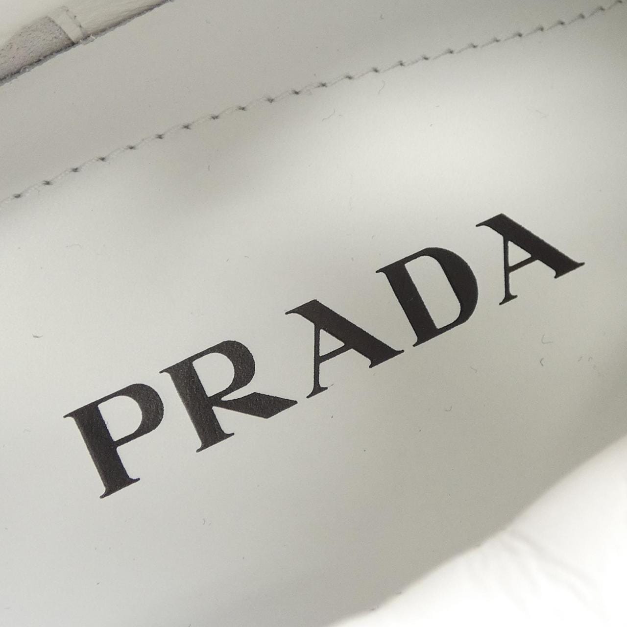 プラダ PRADA 2EE364 スニーカー