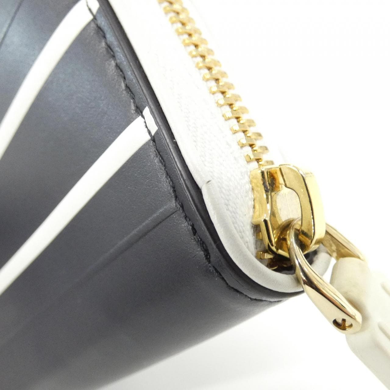 クリスチャンディオール ディオール バイブ ヴォワヤジュール カード ホルダー S6202OSGQ コインケース