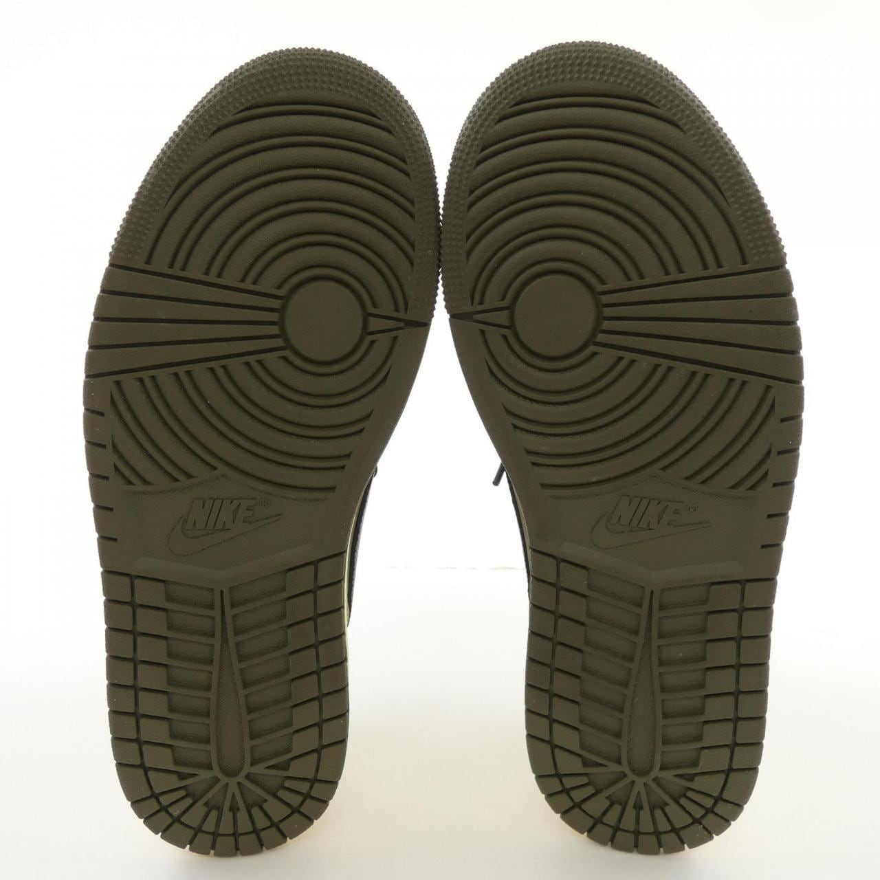 ナイキ NIKE DM7866-200 スニーカー