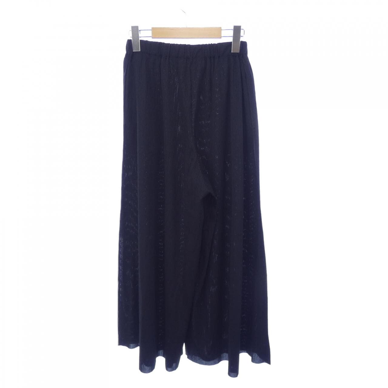 百褶PLEATS PLEASE褲子