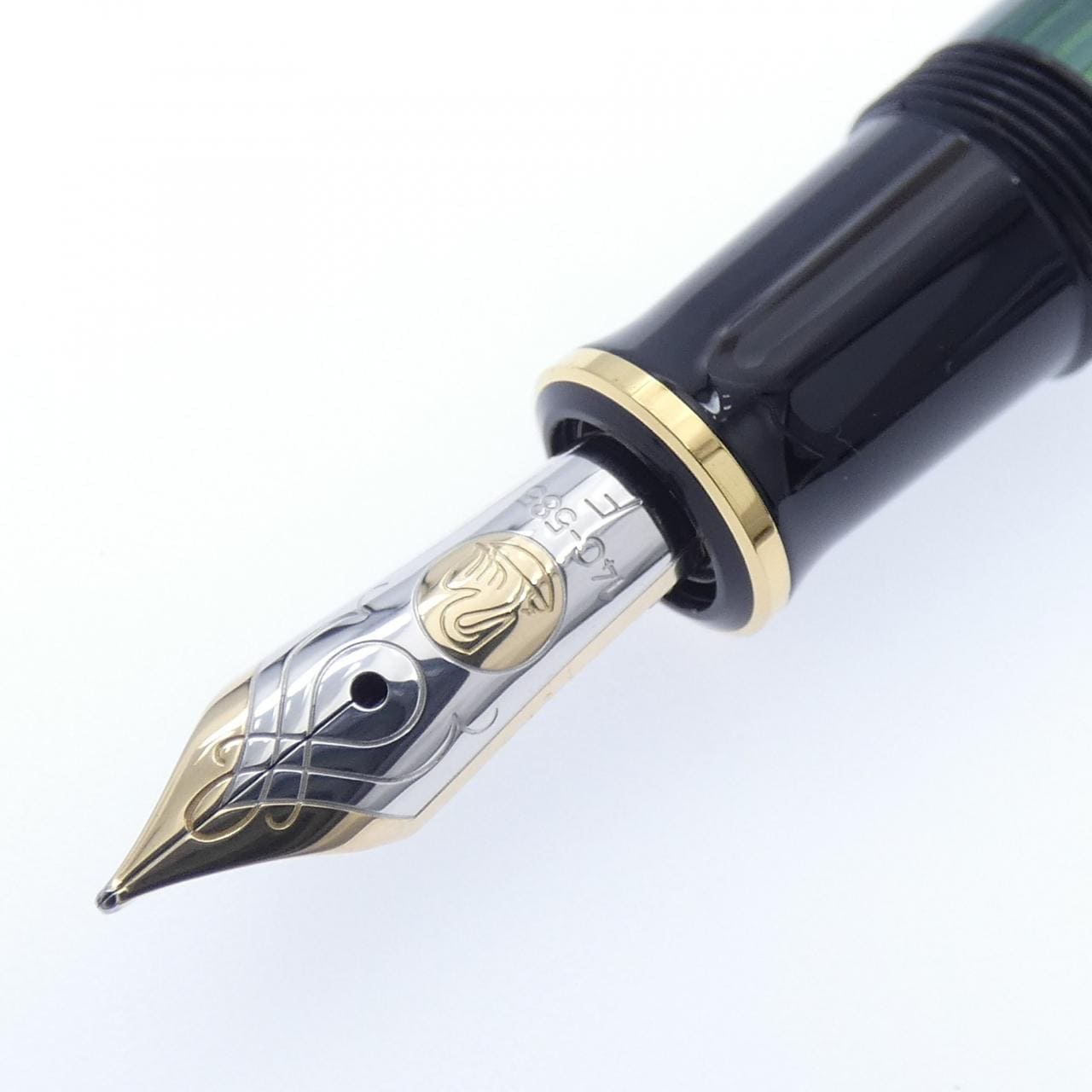 ペリカン スーベレーンM600緑縞 万年筆