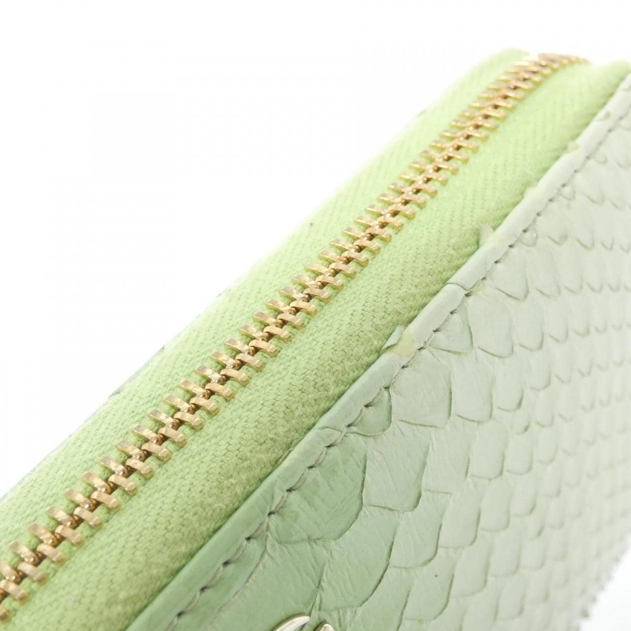 Gucci 456117 EAA2O钱包