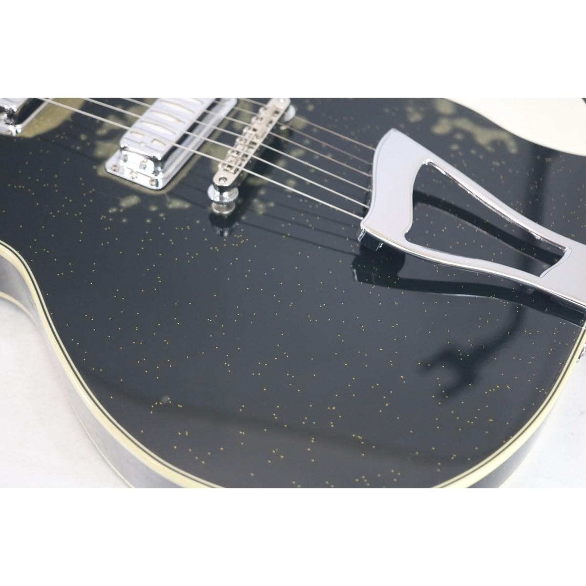 ＥＡＳＴＷＯＯＤ　ＧＵＩＴＡＲＳ　ＡＩＲＬＩＮＥ　ＪＵＰＩＴＥＲ　ＰＲＯ