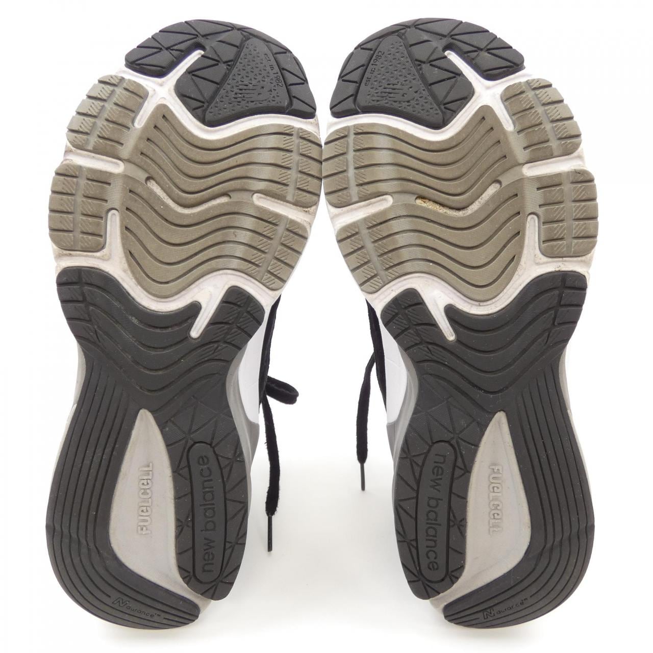 ニューバランス NEW BALANCE スニーカー