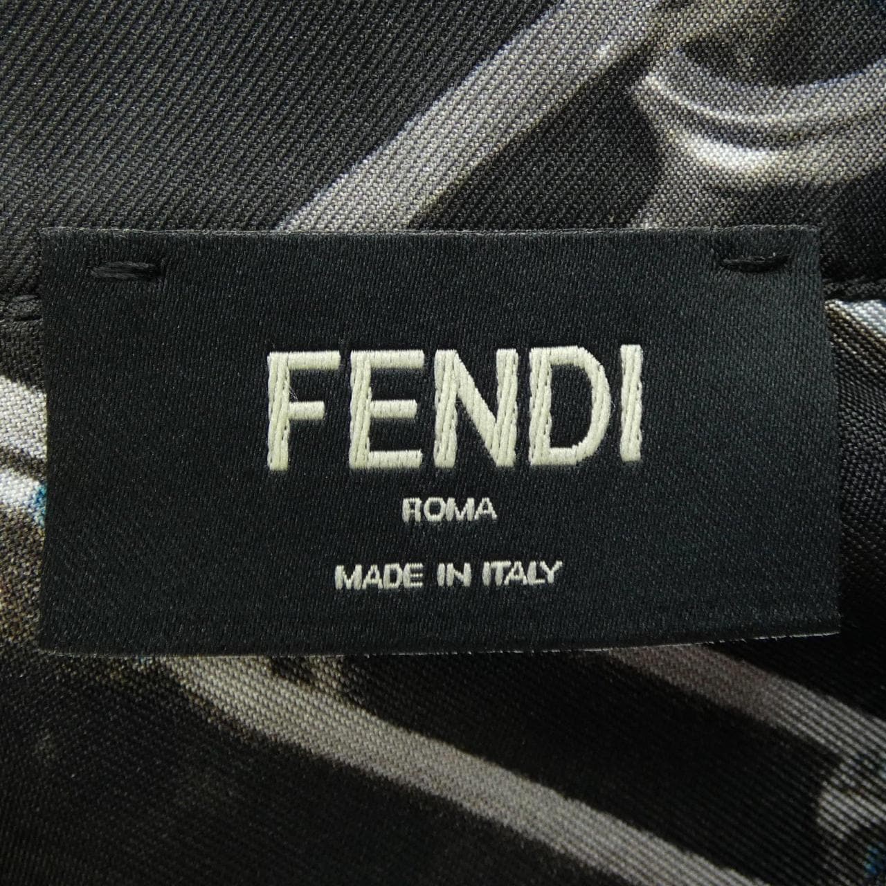 フェンディ FENDI FS0585 AL2M シャツ