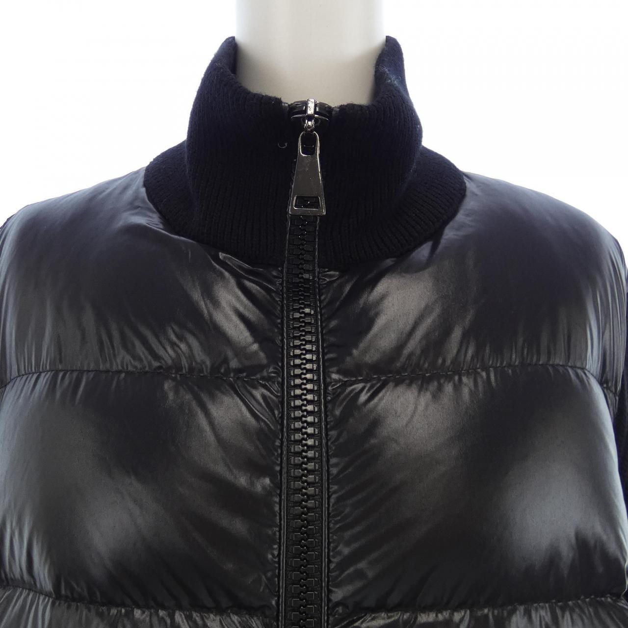 モンクレール MONCLER 20939B00026 ダウンジャケット