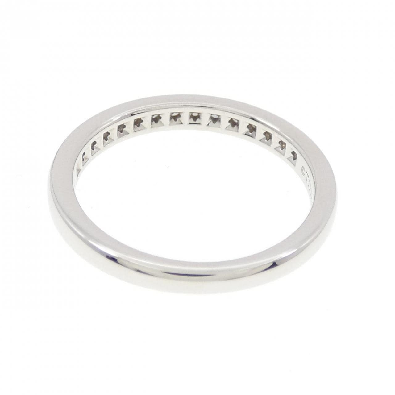 ティファニー ハーフサークル チャネルセッティング リング