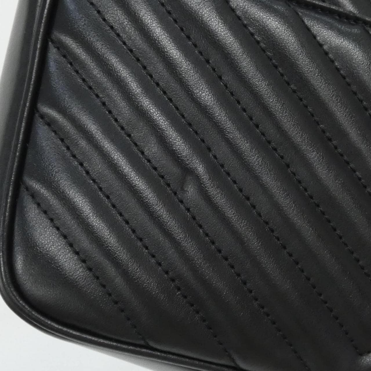 サンローラン ルー カメラ バッグ 761554 DV707 ショルダーバッグ