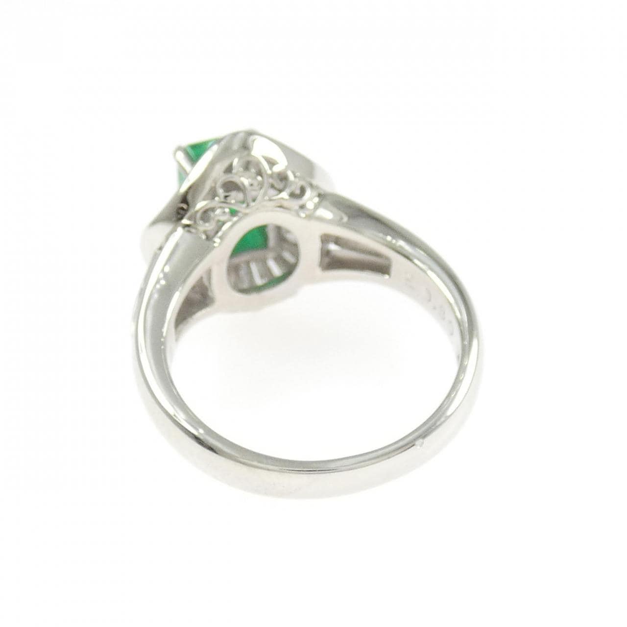 PT900 エメラルド リング 0.80CT