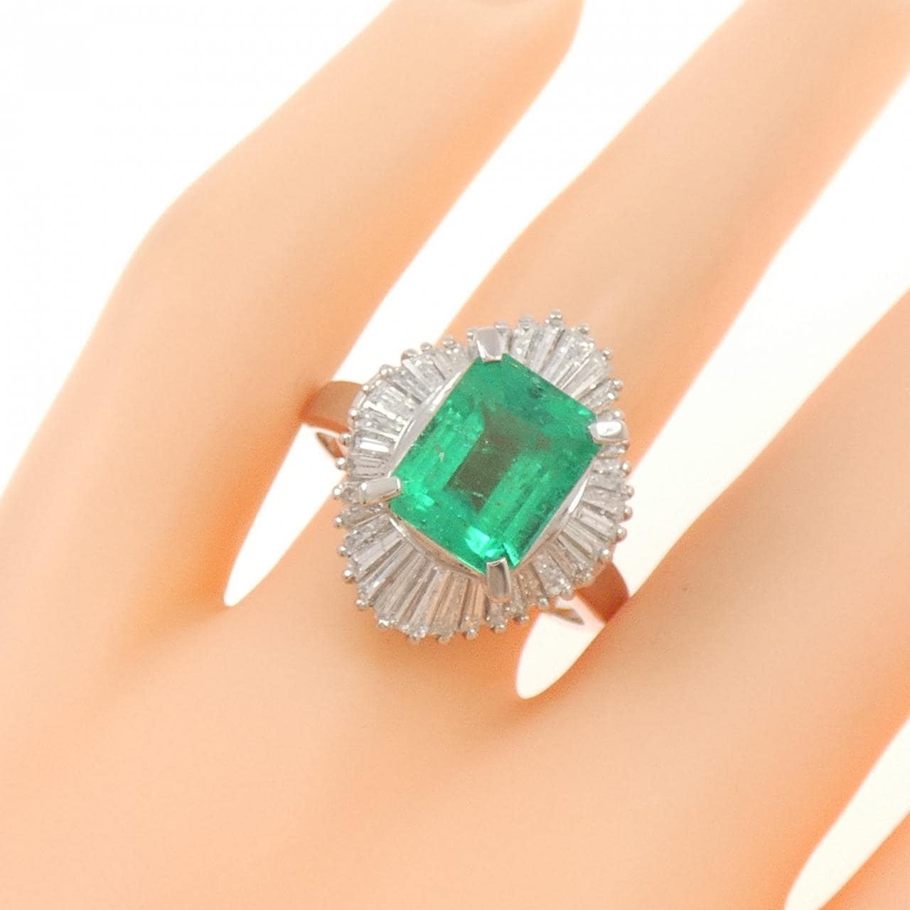 PT900 エメラルド リング 3.52CT コロンビア産