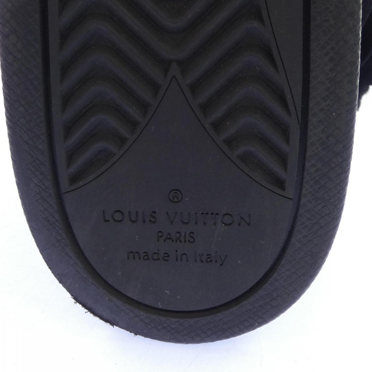 ルイヴィトン LOUIS VUITTON SNOW DROP FLAT ANKLE スノードロップライン ブーツ