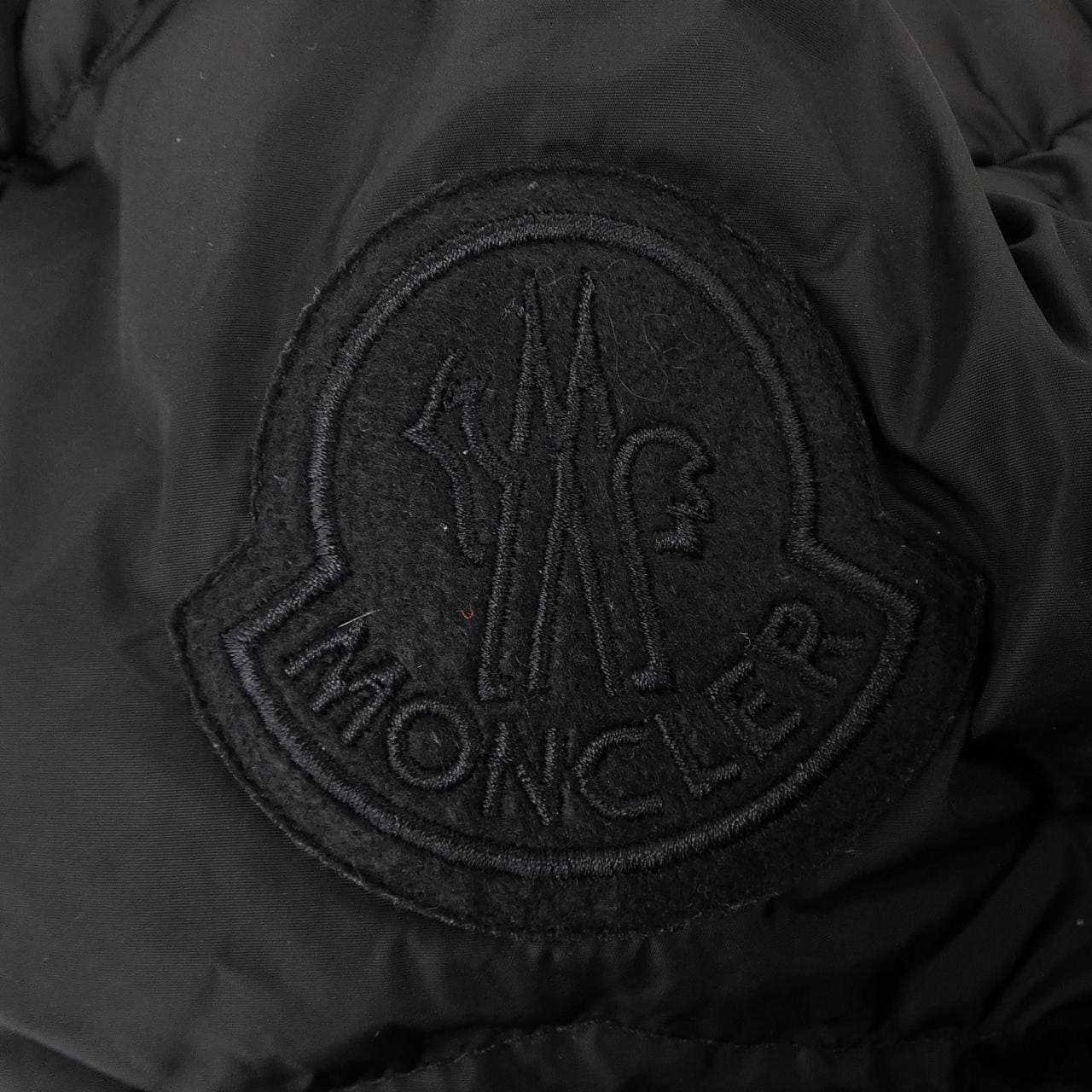 モンクレール MONCLER AGOT ダウンコート